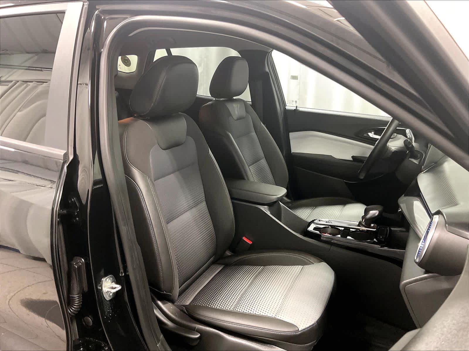 2024 Chevrolet Trax LT - Photo 11