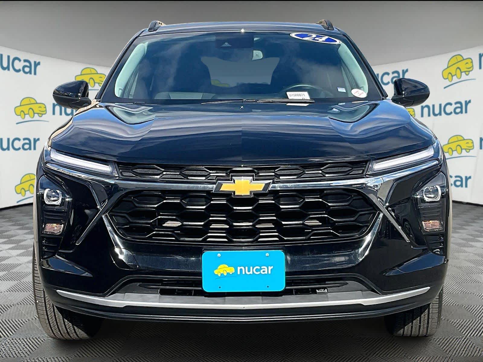 2024 Chevrolet Trax LT - Photo 2