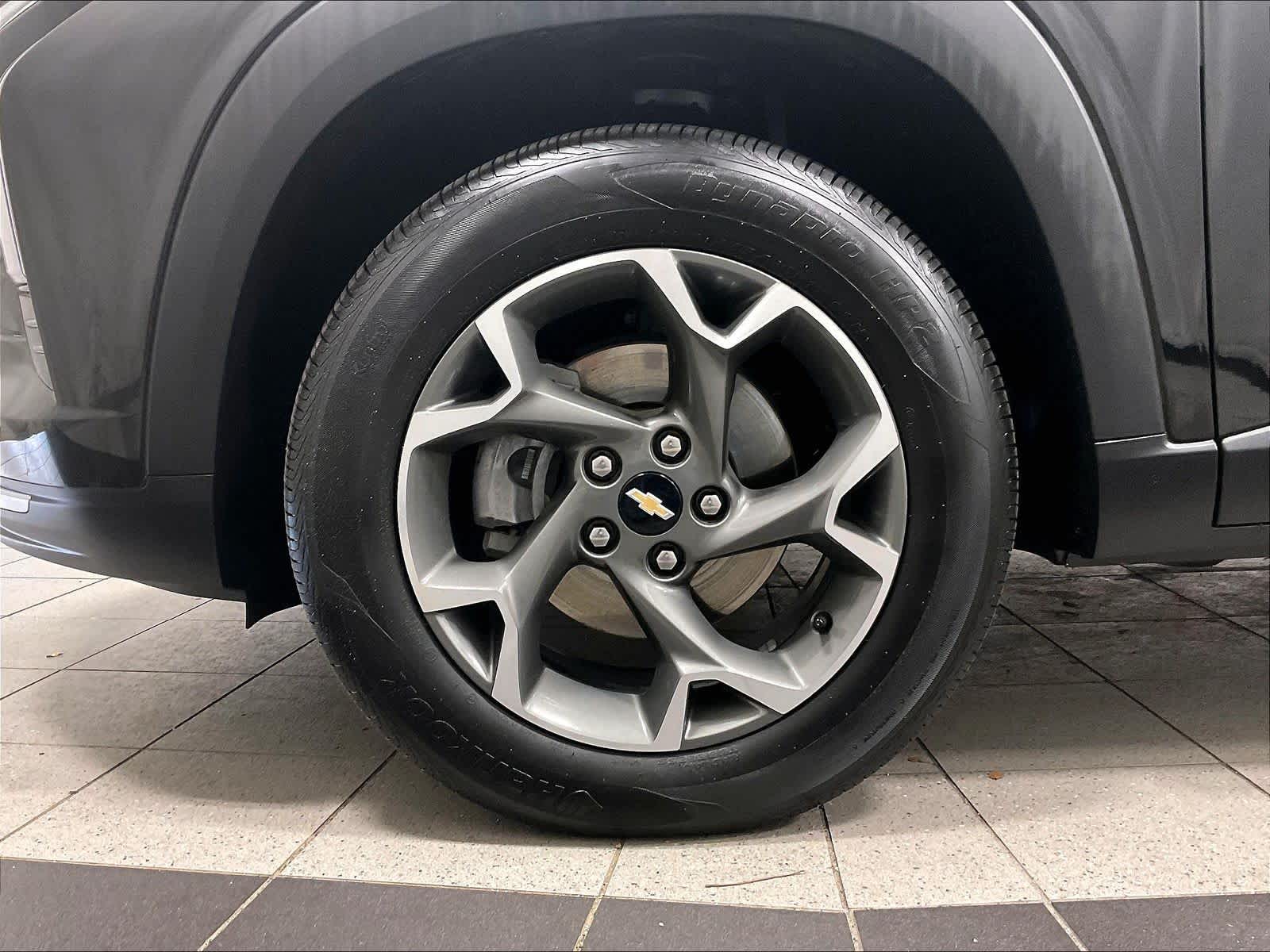 2024 Chevrolet Trax LT - Photo 7