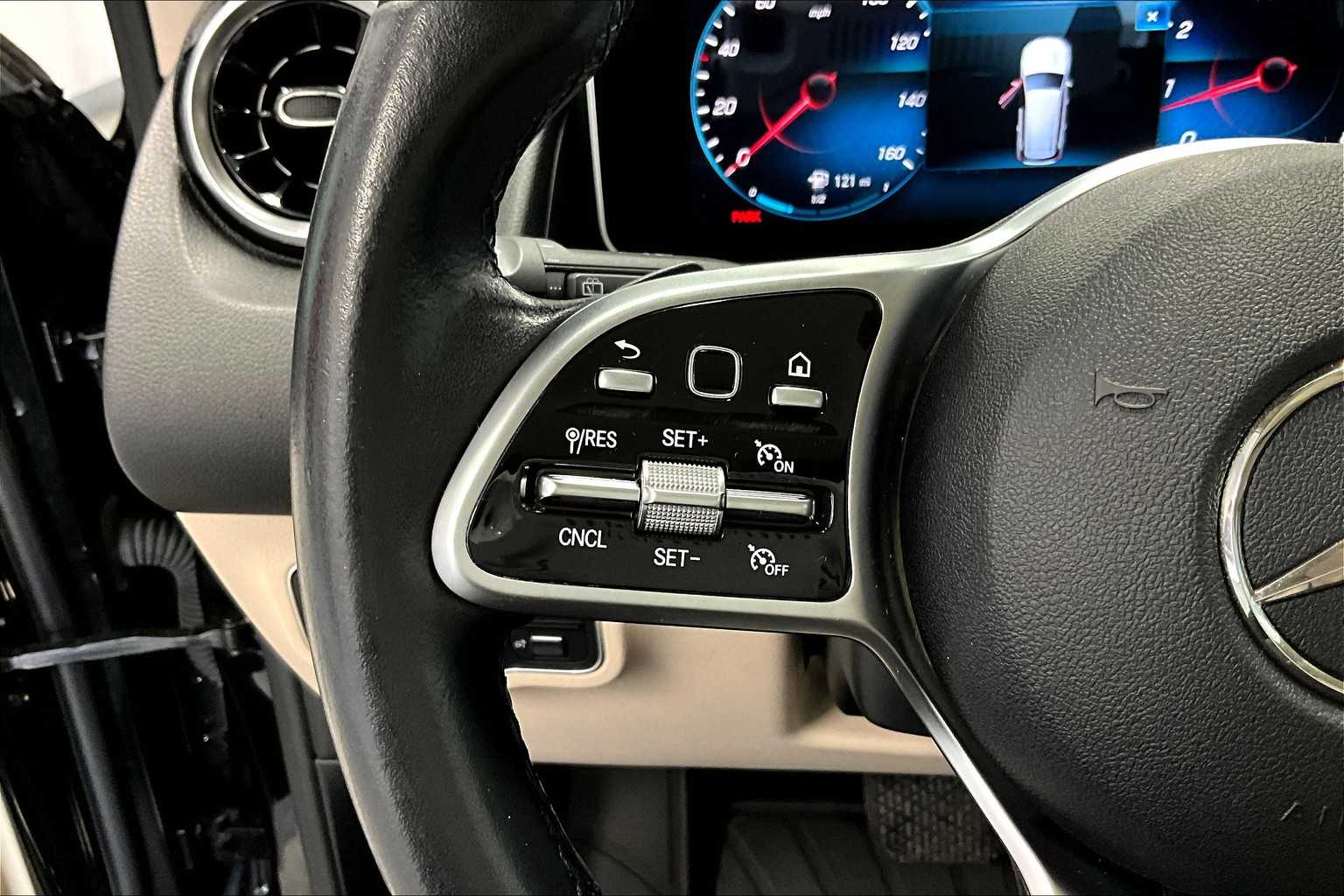 2021 Mercedes-Benz GLB GLB 250 - Photo 23