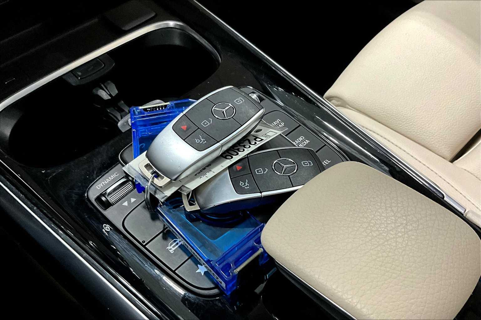 2021 Mercedes-Benz GLB GLB 250 - Photo 31