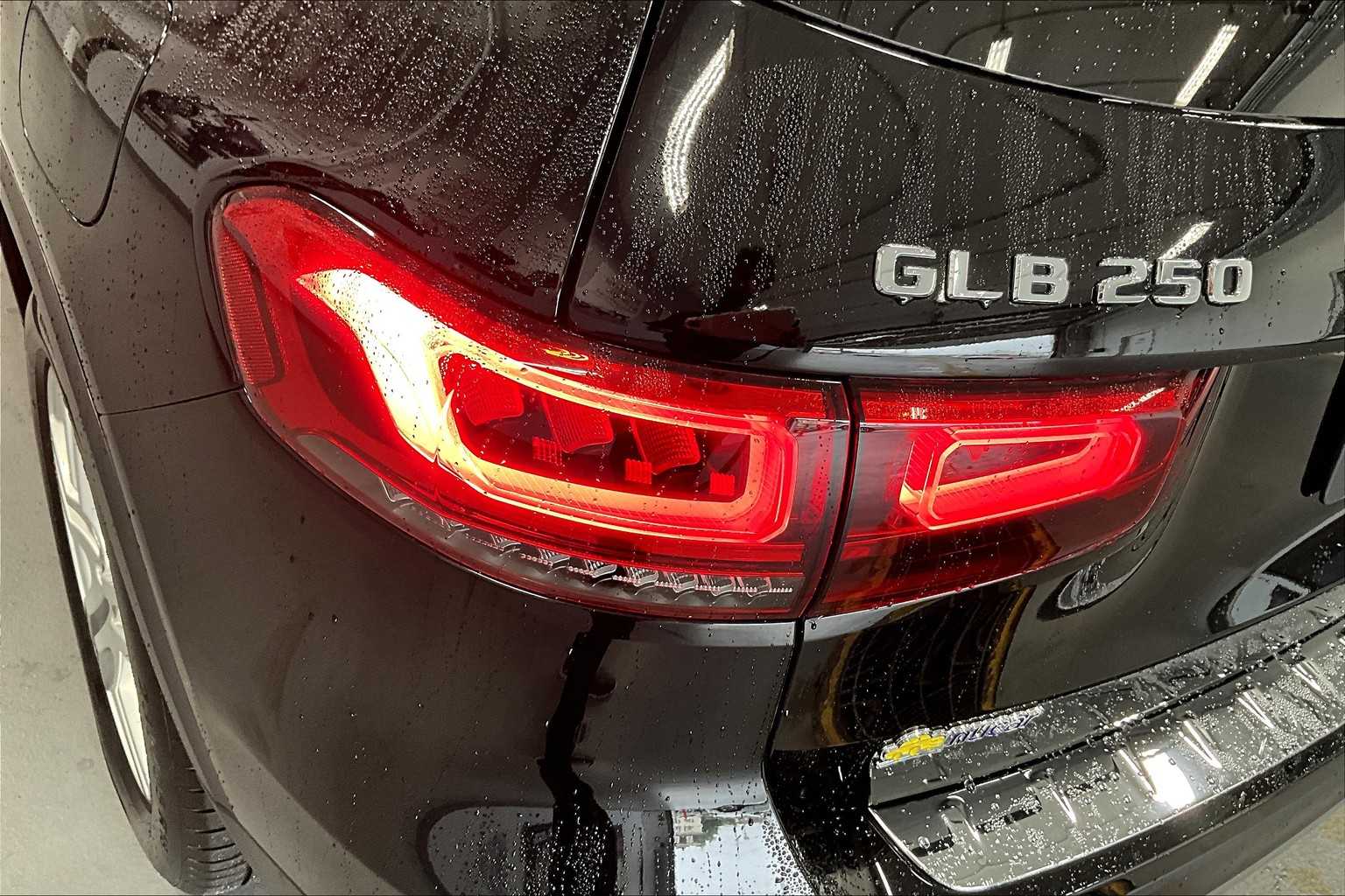 2021 Mercedes-Benz GLB GLB 250 - Photo 34