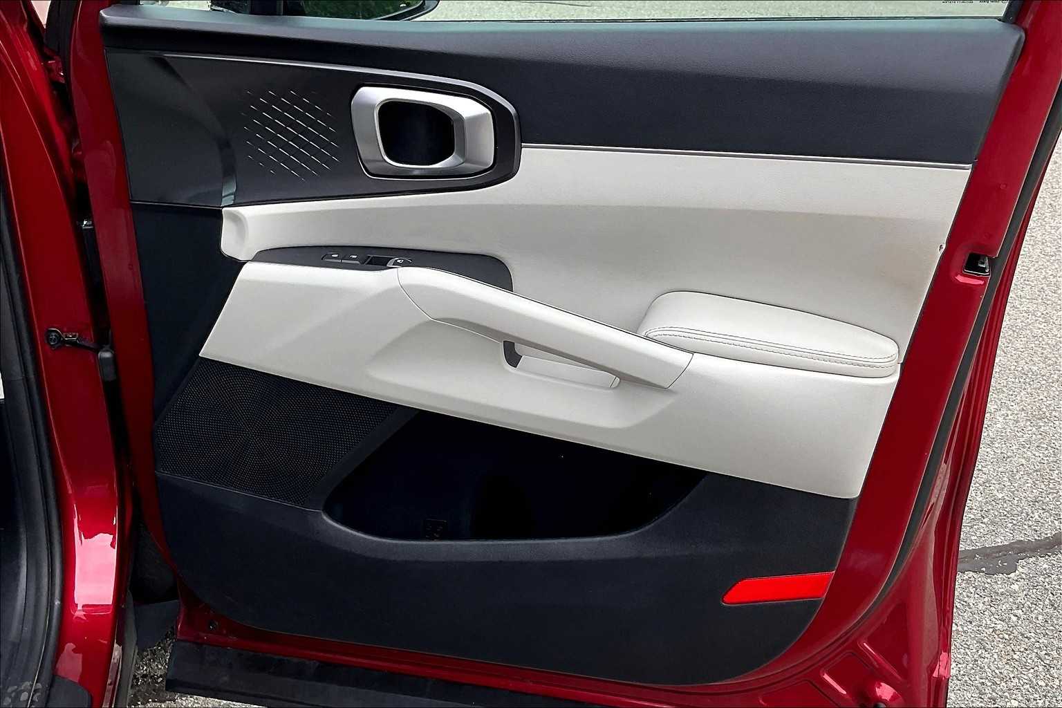 2021 Kia Sorento S - Photo 12