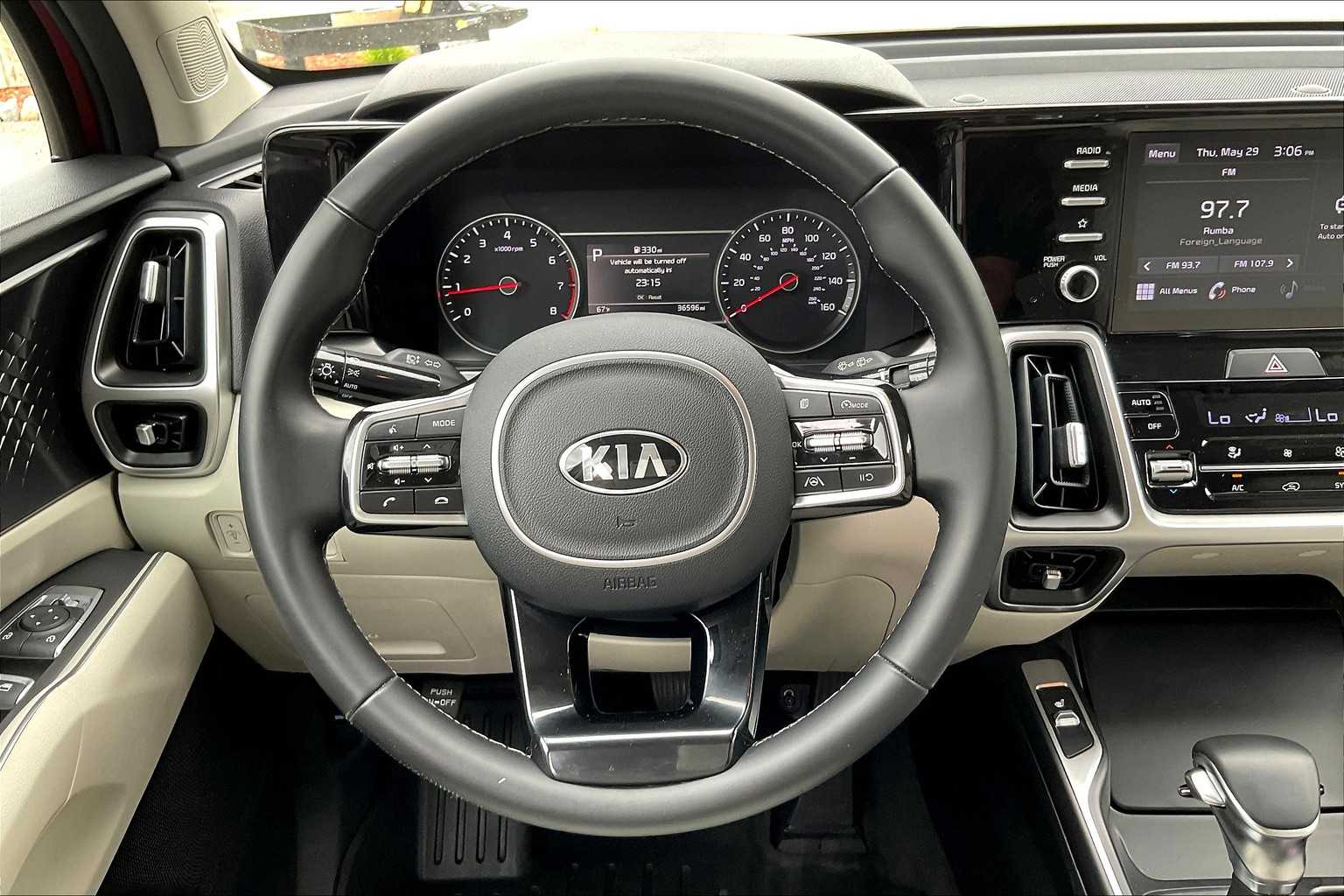 2021 Kia Sorento S - Photo 17