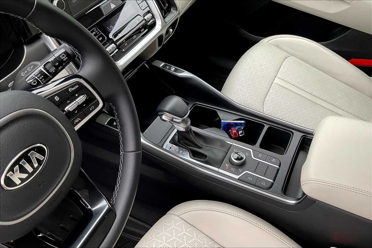 2021 Kia Sorento S - Photo 20