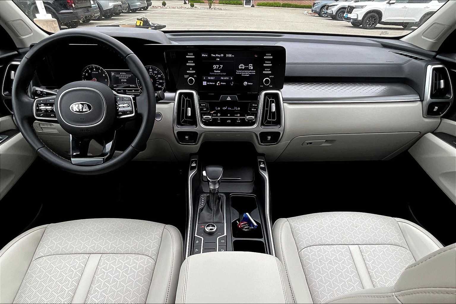 2021 Kia Sorento S - Photo 21