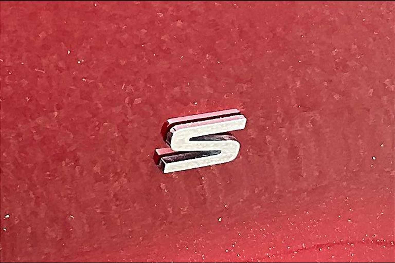 2021 Kia Sorento S - Photo 27
