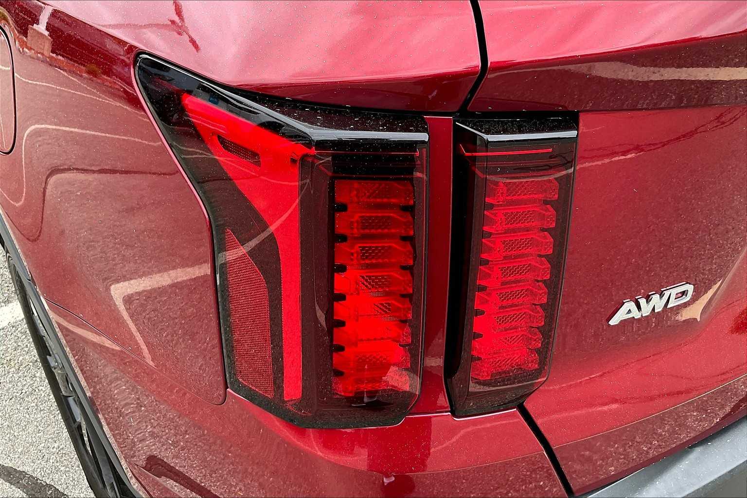 2021 Kia Sorento S - Photo 31
