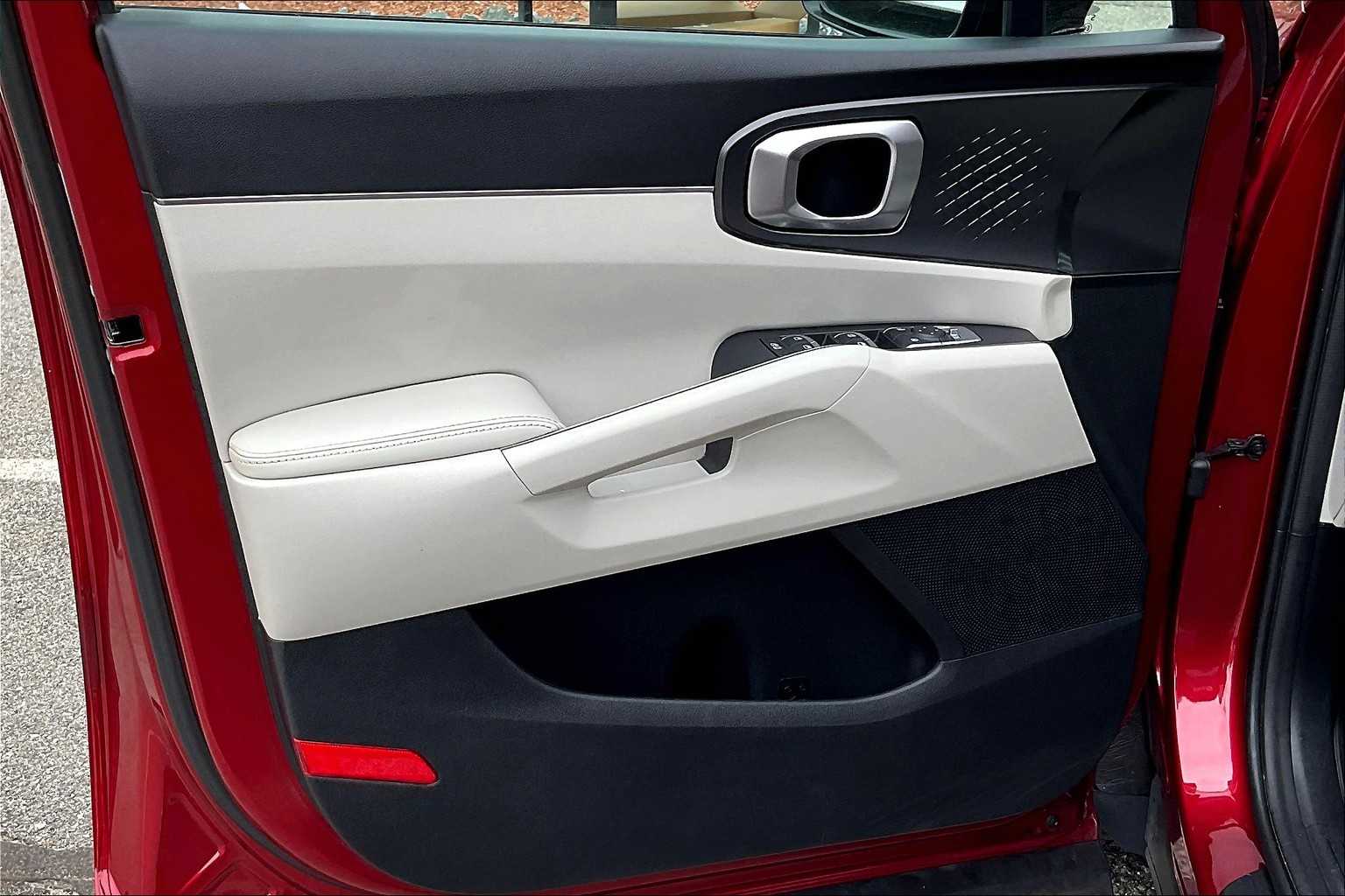2021 Kia Sorento S - Photo 9