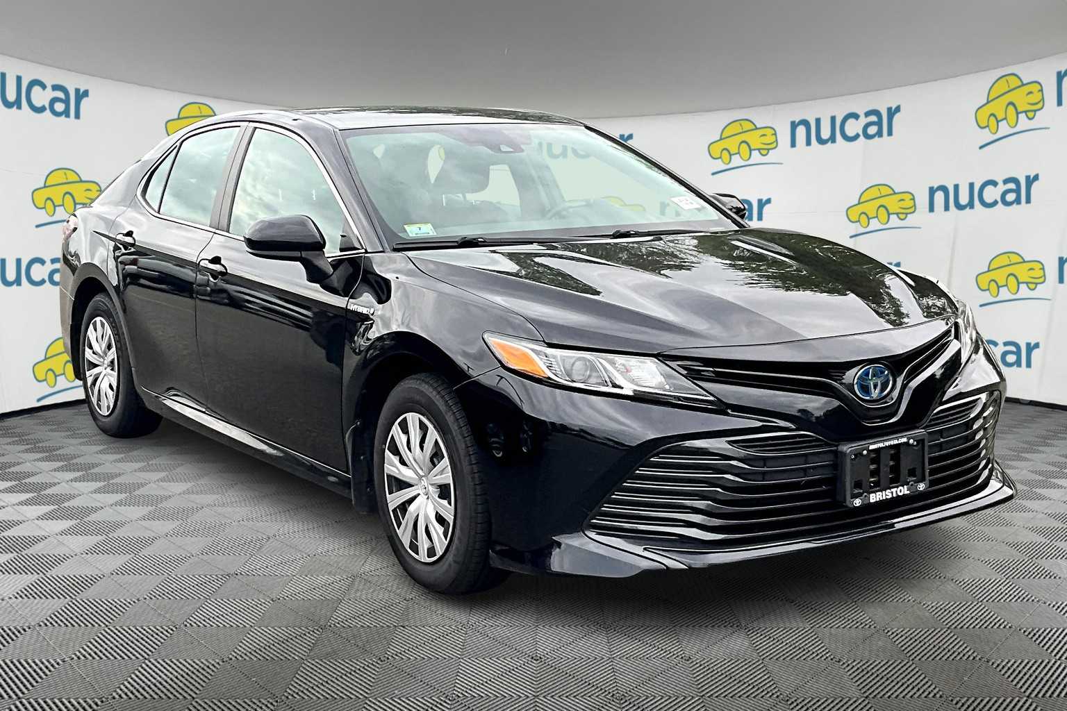 2020 Toyota Camry Hybrid LE