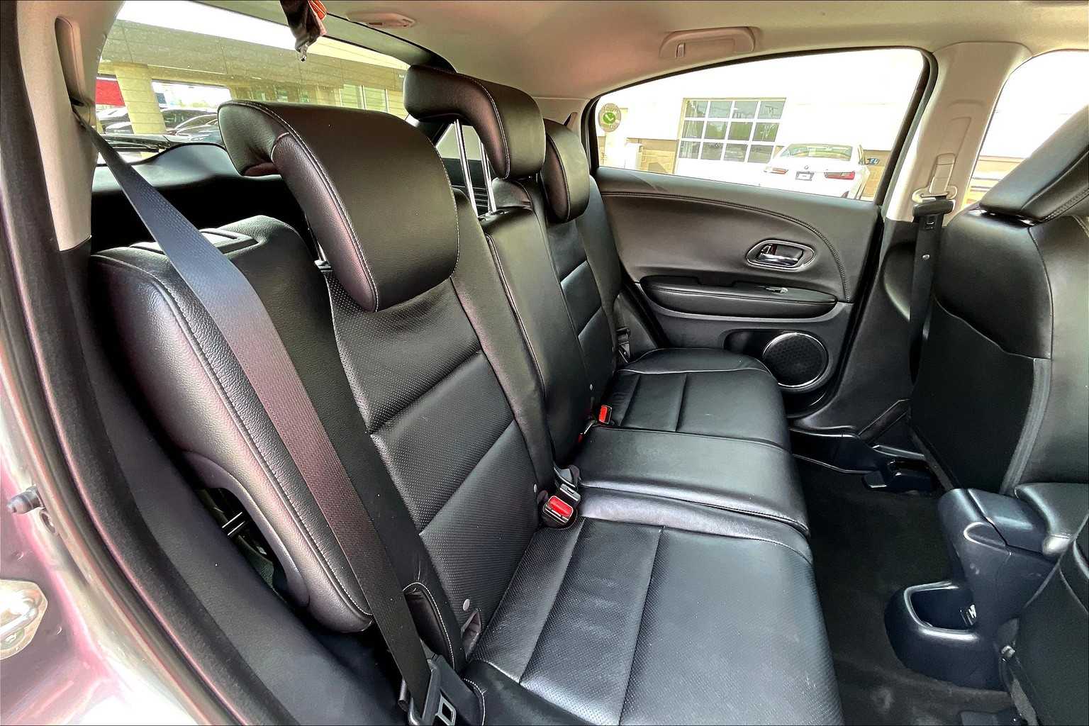 2022 Honda HR-V EX-L - Photo 16