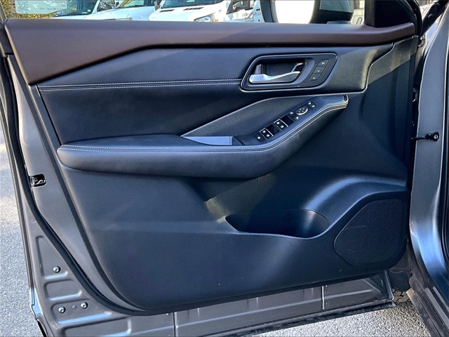 2023 Nissan Rogue SL - Photo 19