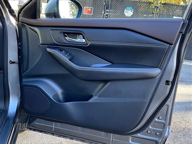 2023 Nissan Rogue SL - Photo 20