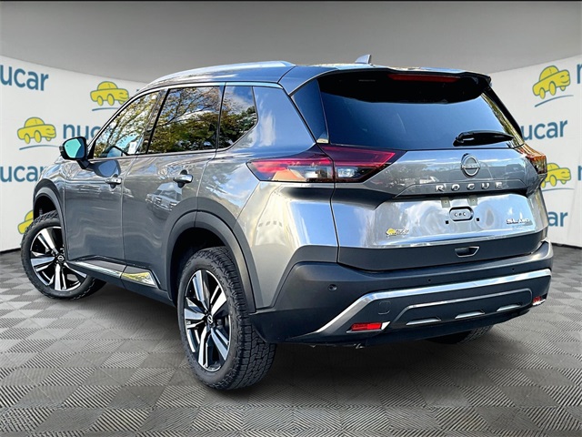 2023 Nissan Rogue SL - Photo 2