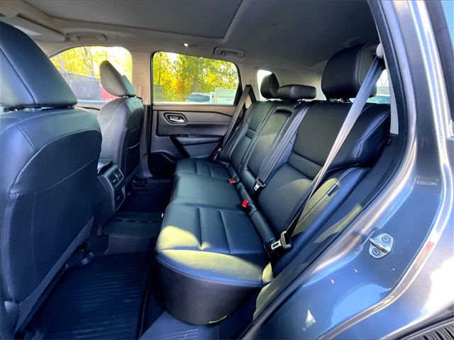 2023 Nissan Rogue SL - Photo 22