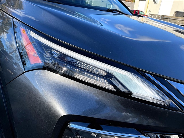 2023 Nissan Rogue SL - Photo 31