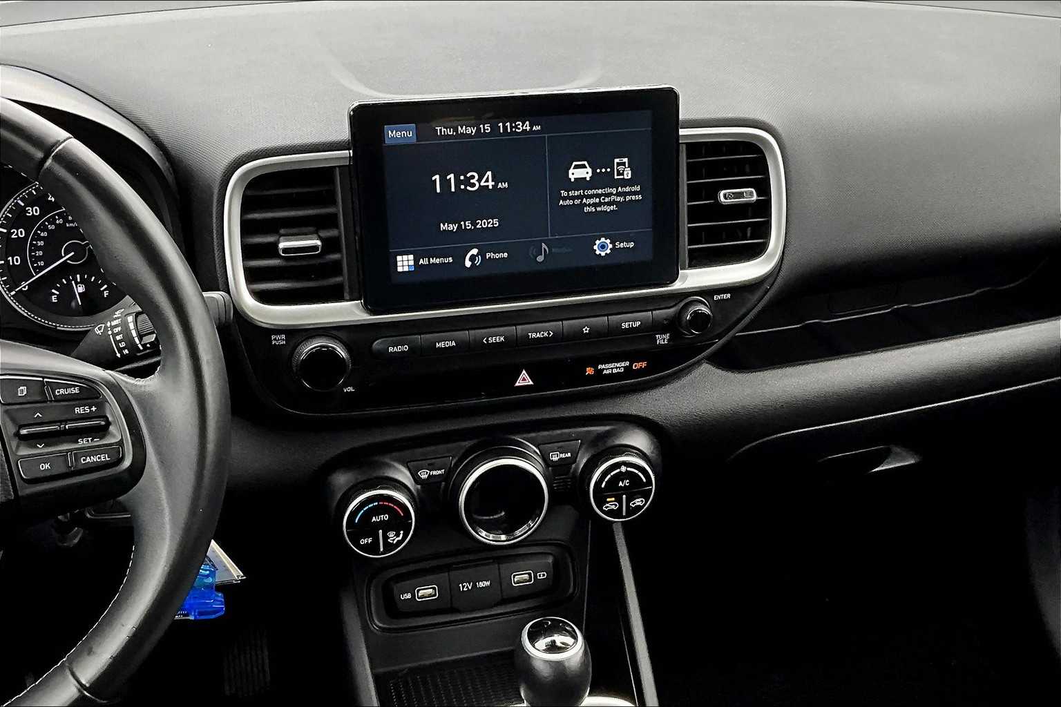 2022 Hyundai Venue SEL - Photo 18
