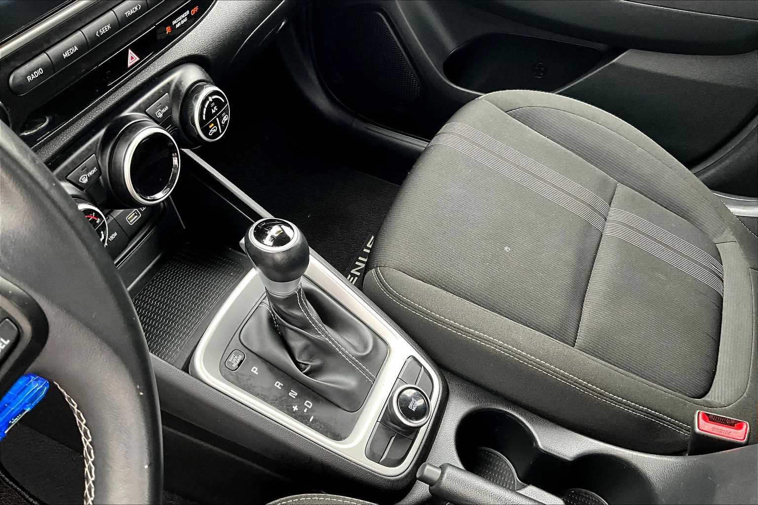 2022 Hyundai Venue SEL - Photo 20