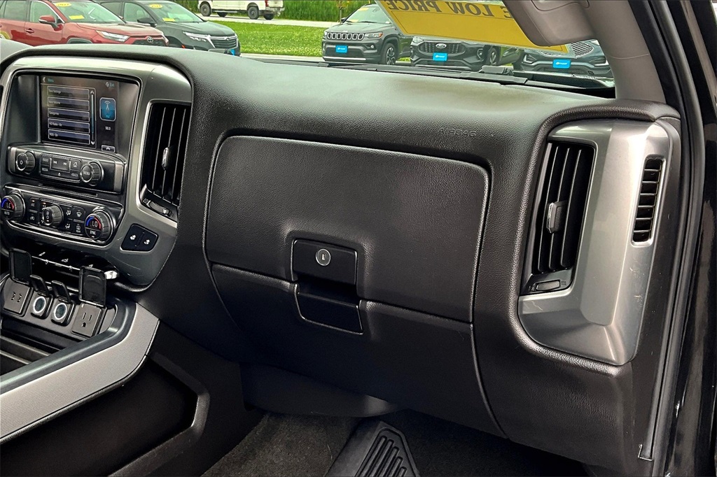 2017 Chevrolet Silverado 1500 LT - Photo 13