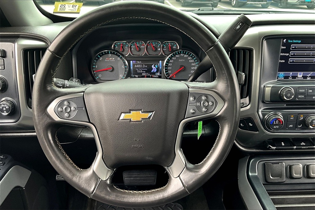 2017 Chevrolet Silverado 1500 LT - Photo 17