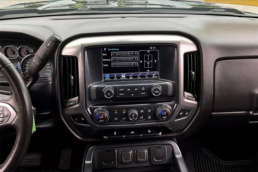 2017 Chevrolet Silverado 1500 LT - Photo 18