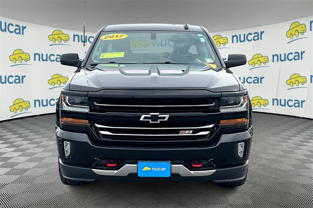 2017 Chevrolet Silverado 1500 LT - Photo 2