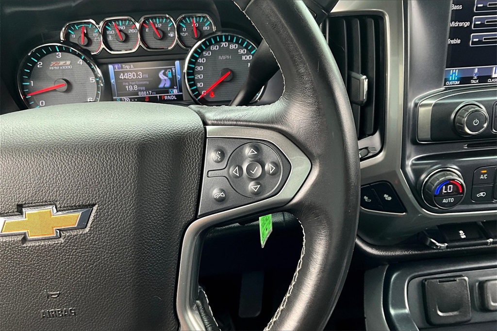 2017 Chevrolet Silverado 1500 LT - Photo 24