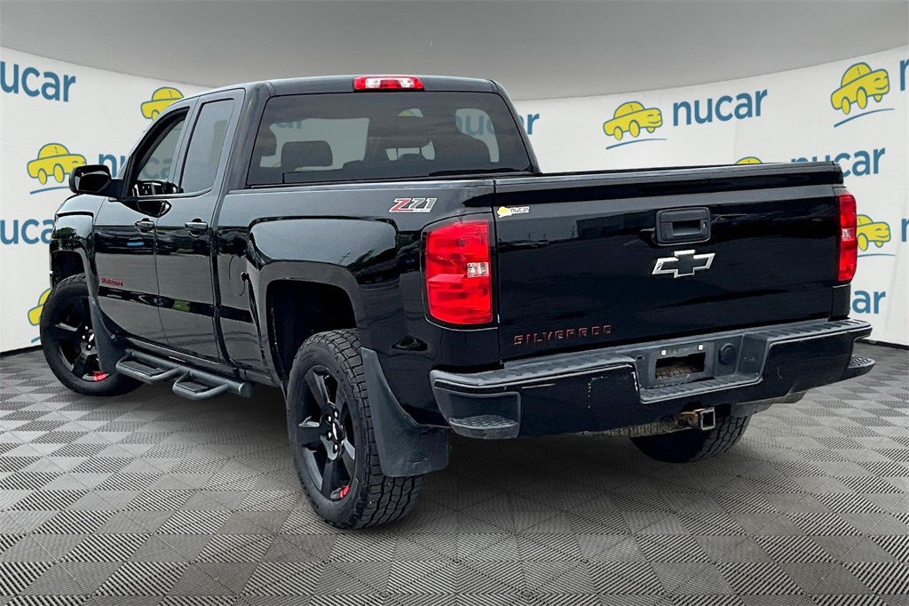 2017 Chevrolet Silverado 1500 LT - Photo 4