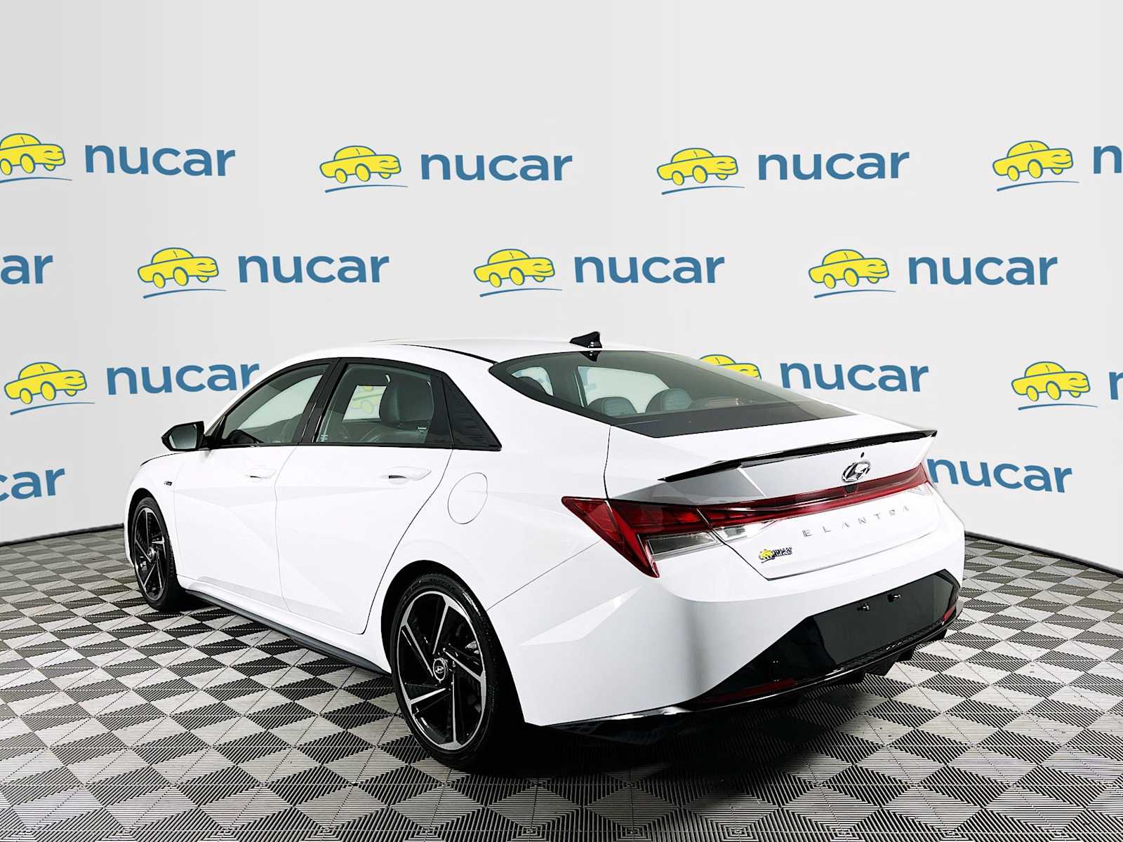 2023 Hyundai Elantra N Line - Photo 5