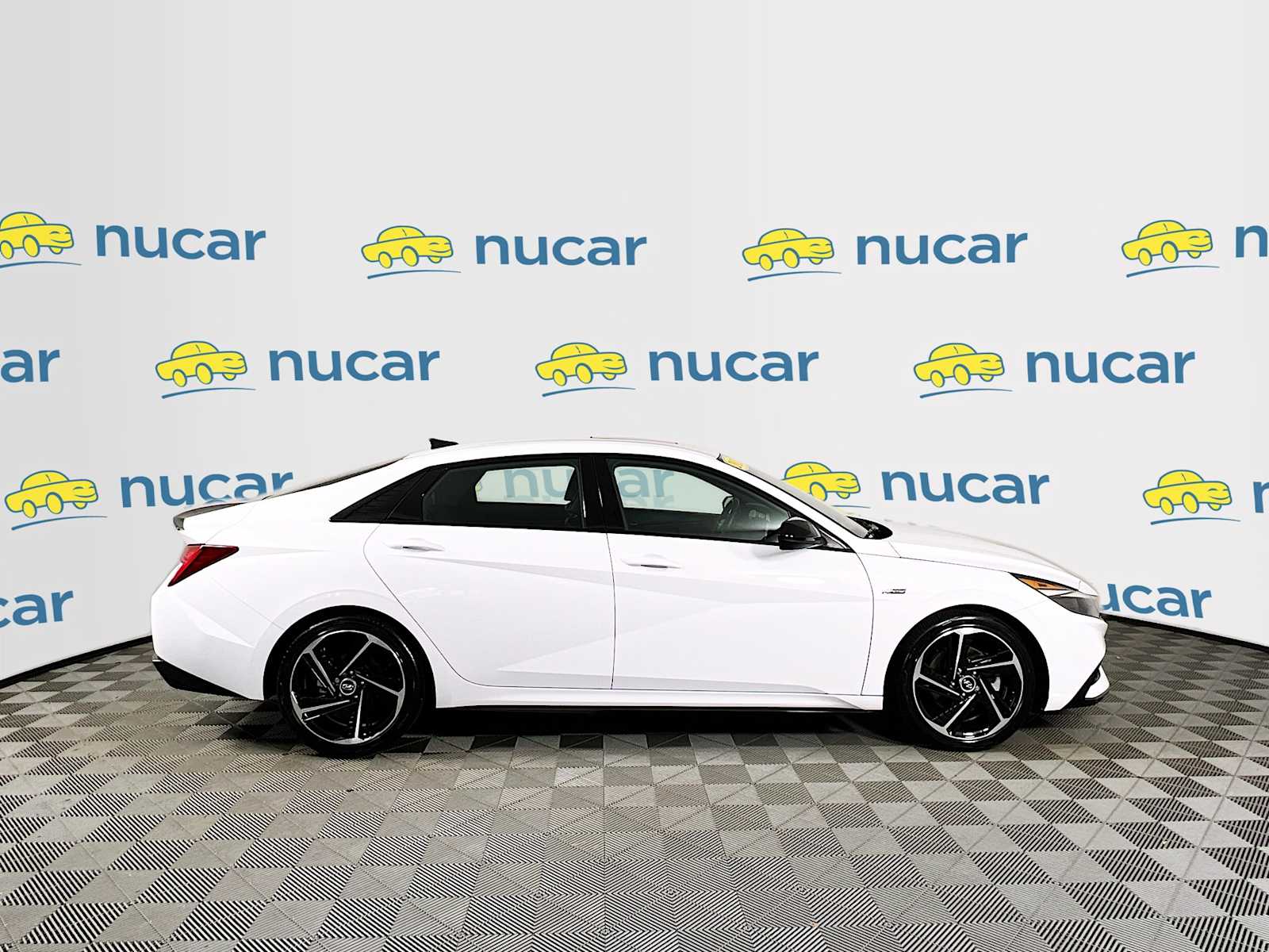 2023 Hyundai Elantra N Line - Photo 8