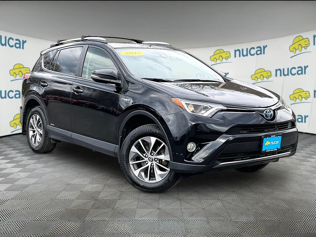 2017 Toyota RAV4 Hybrid XLE