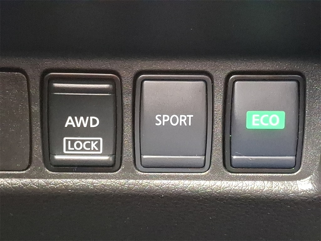 2021 Nissan Rogue Sport S - Photo 24