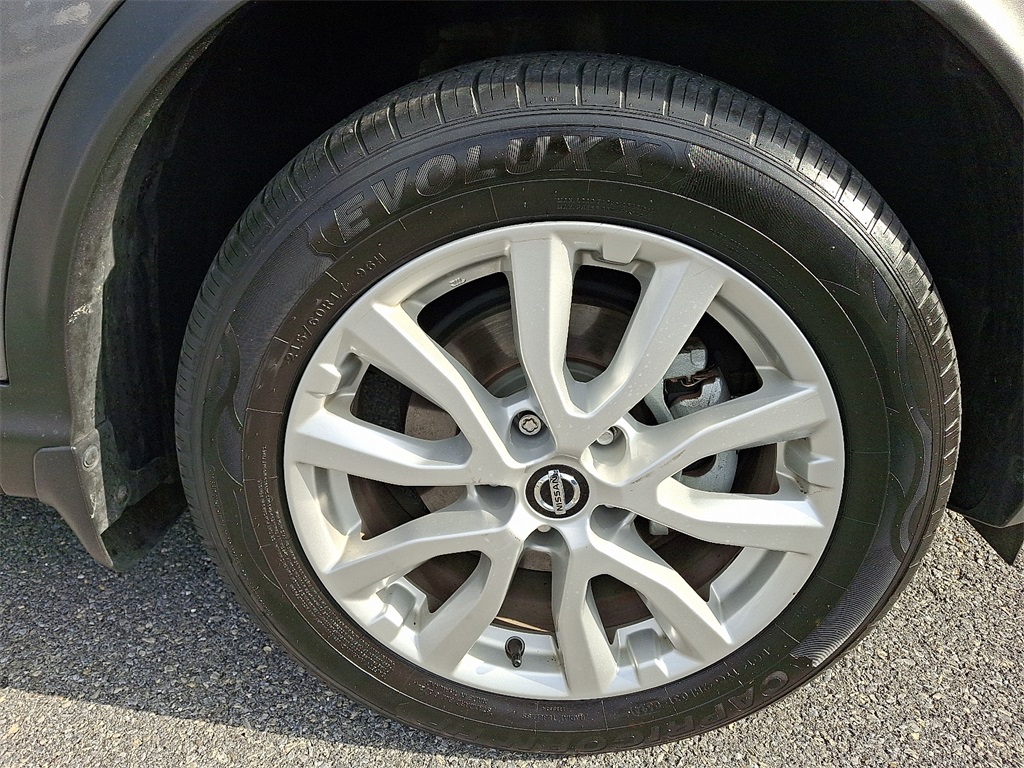 2021 Nissan Rogue Sport S - Photo 9