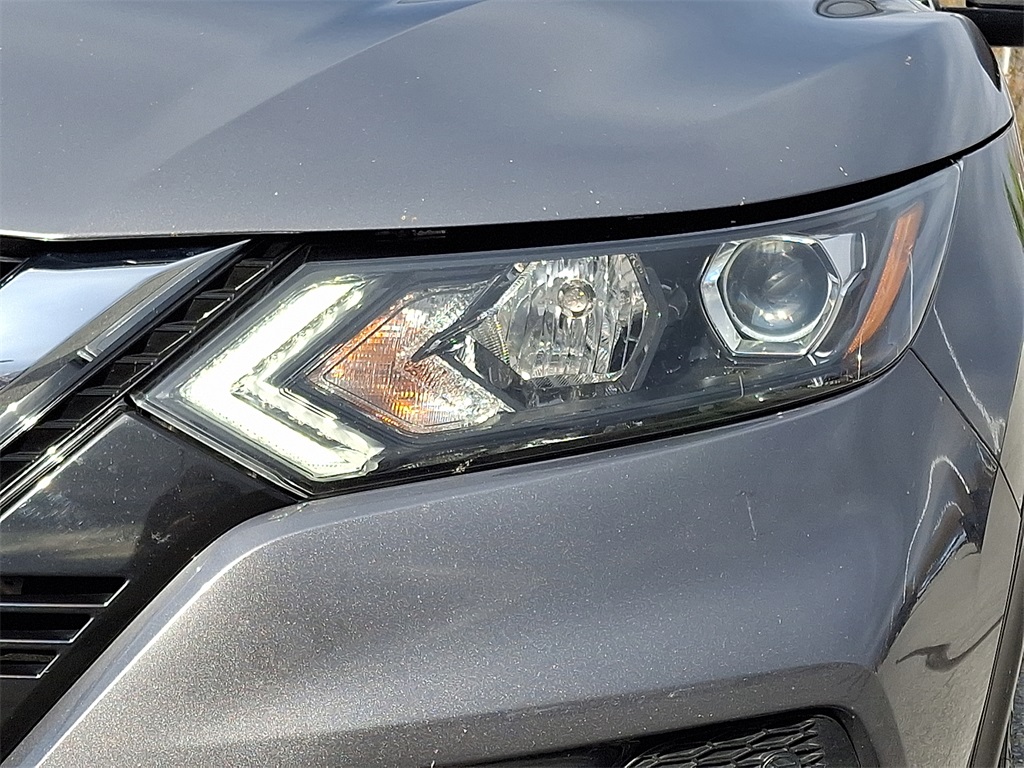 2021 Nissan Rogue Sport S - Photo 10