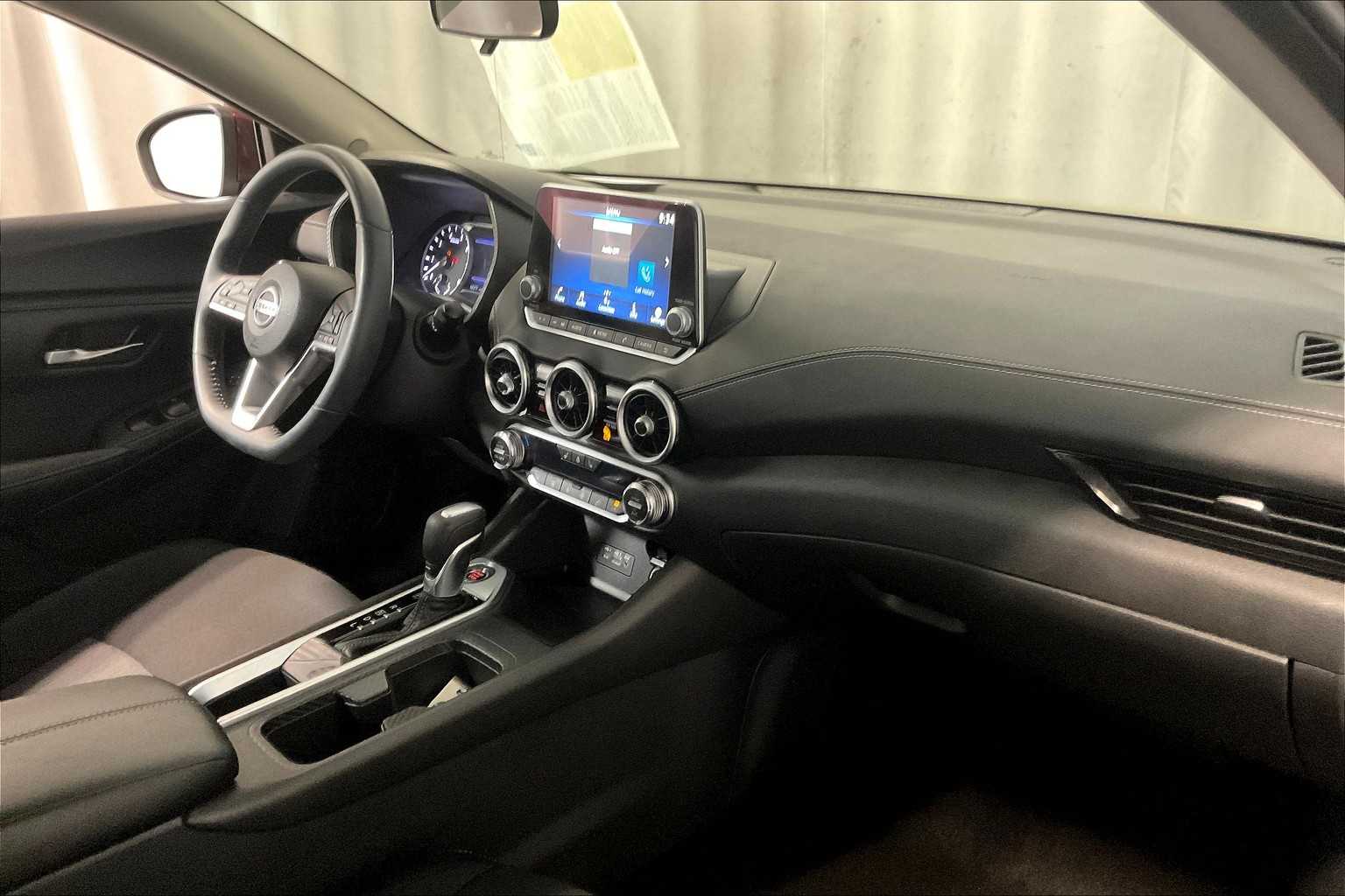 2023 Nissan Sentra SV - Photo 14