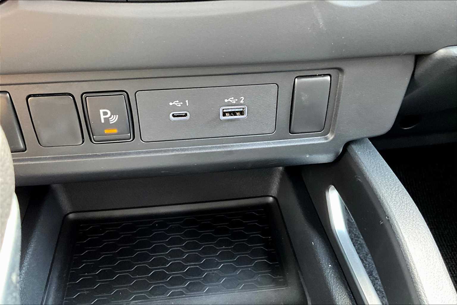 2025 Nissan Frontier SV - Photo 25