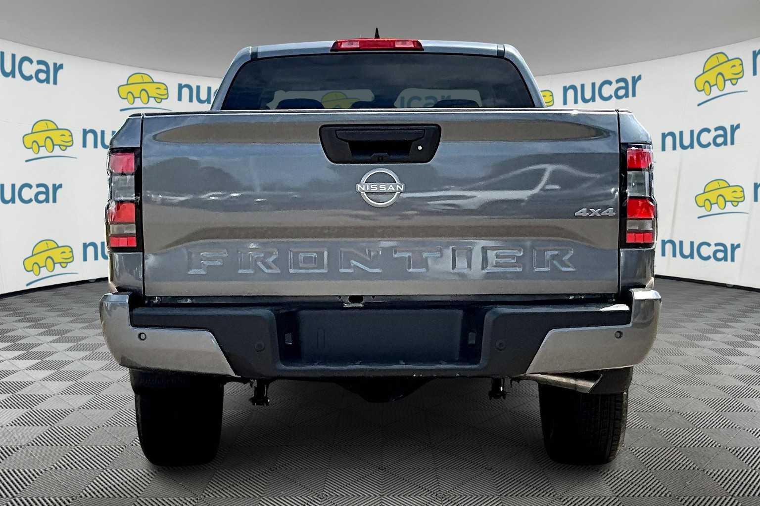 2025 Nissan Frontier SV - Photo 5