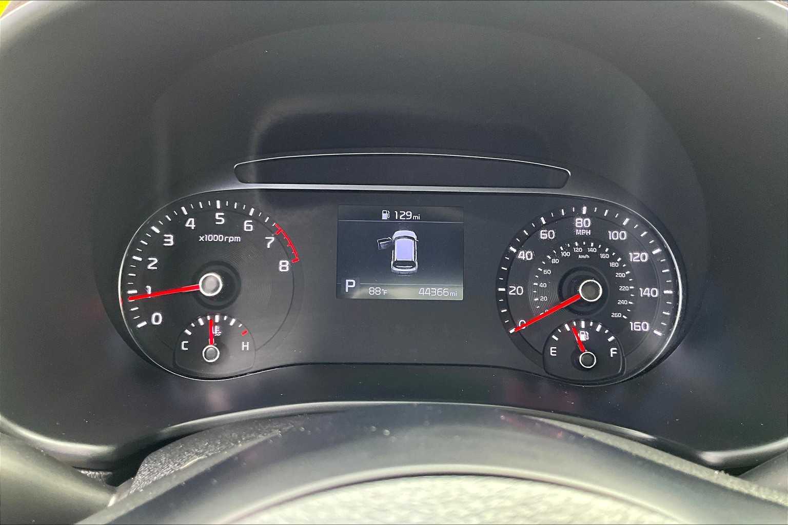 2021 Kia Soul LX - Photo 24