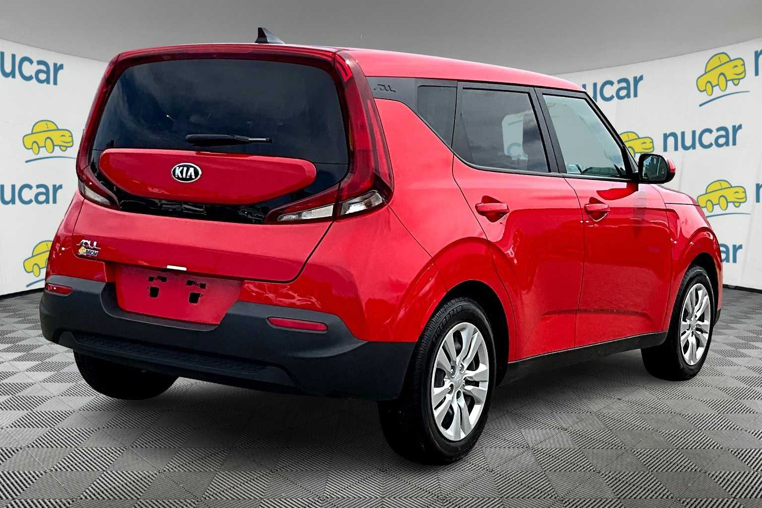 2021 Kia Soul LX - Photo 6