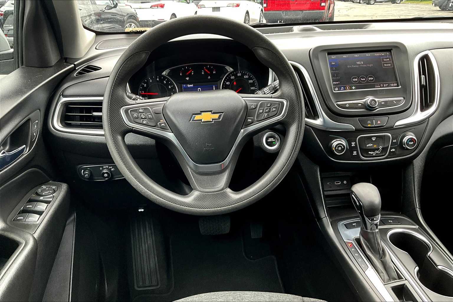 2022 Chevrolet Equinox LT - Photo 16