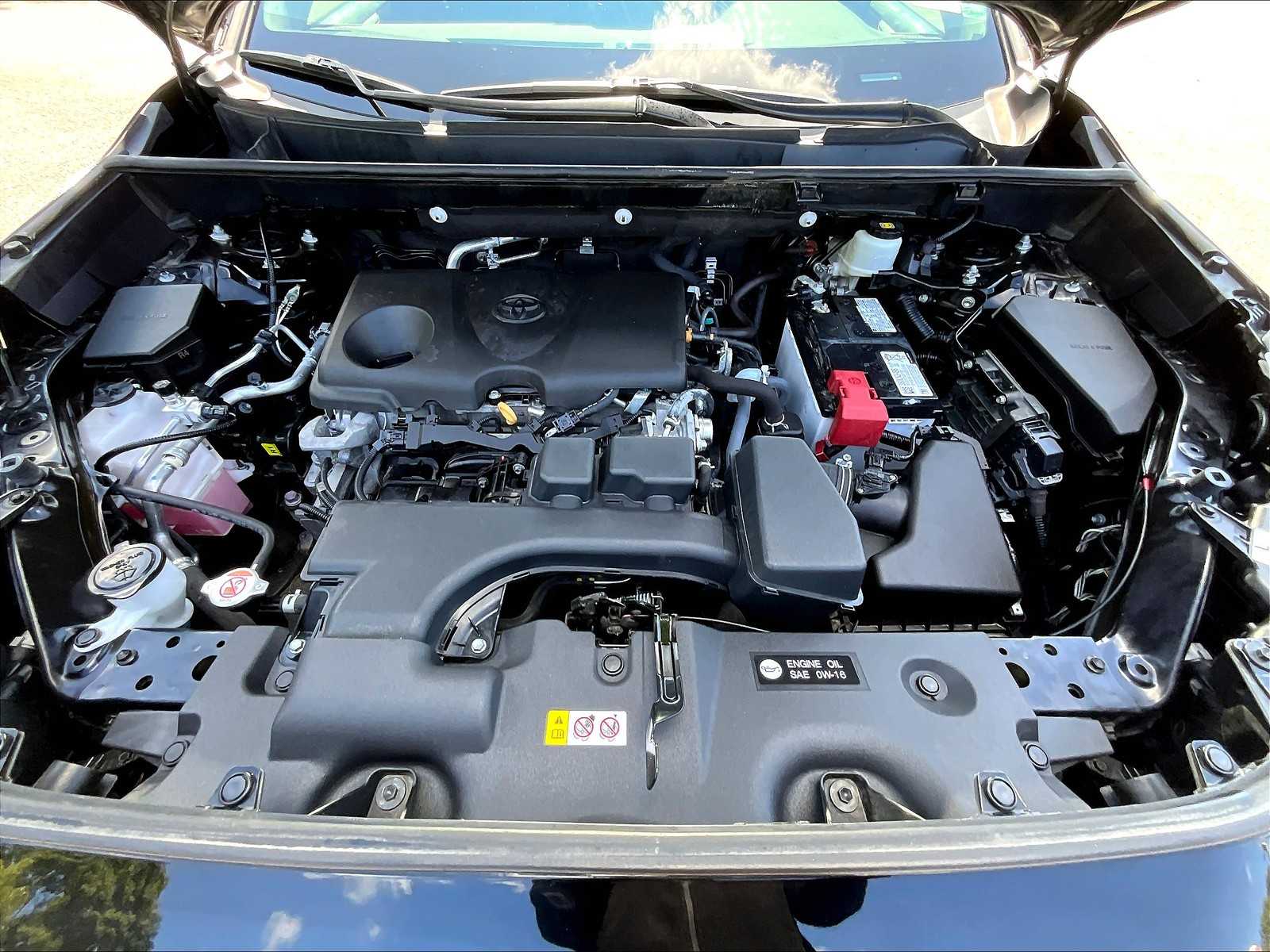 2023 Toyota RAV4 XLE - Photo 30