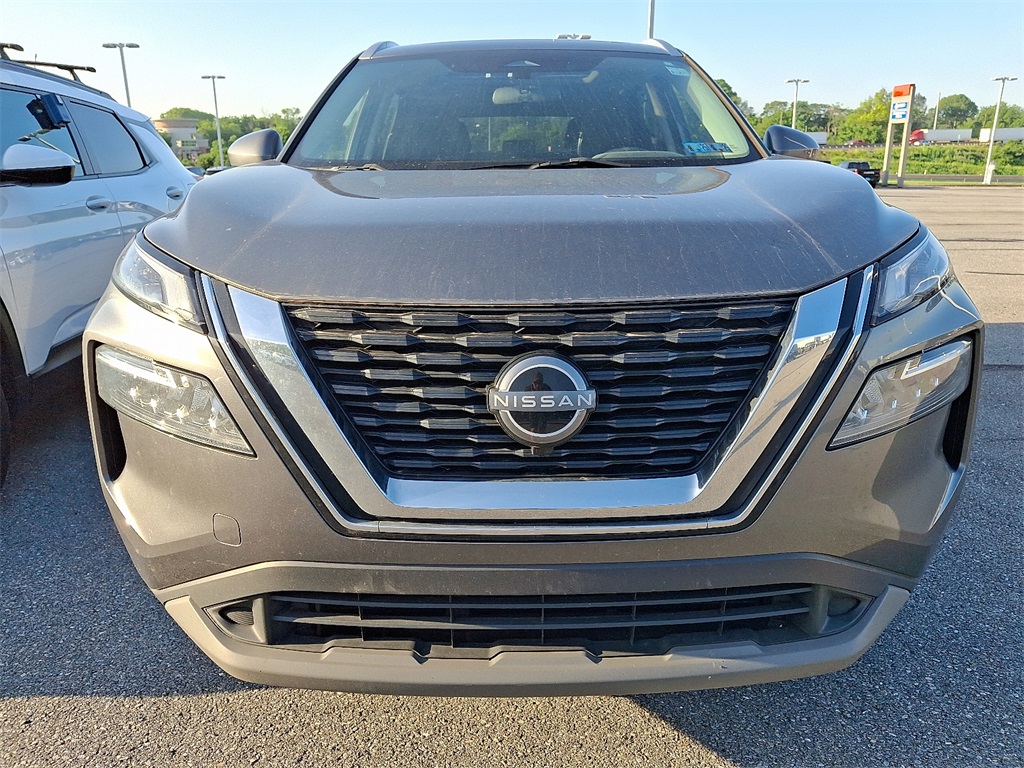 2023 Nissan Rogue SV - Photo 2