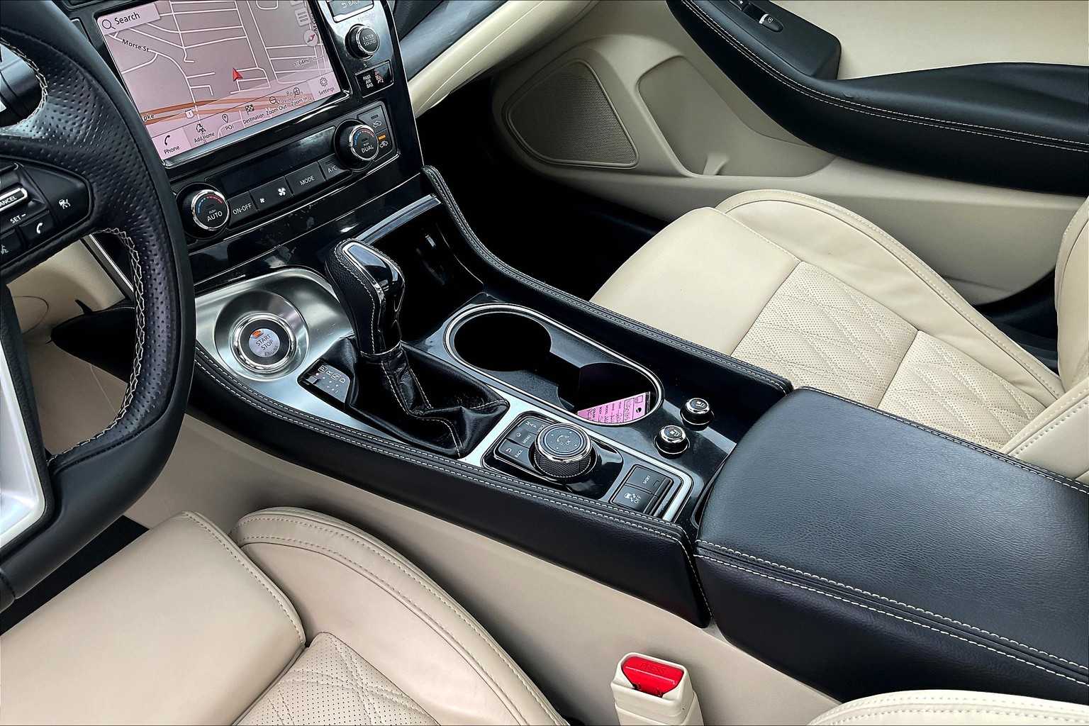 2023 Nissan Maxima Platinum - Photo 20
