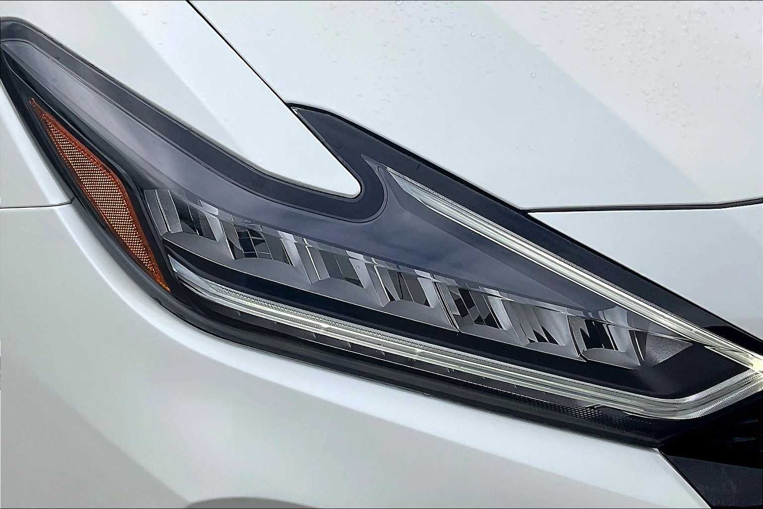 2023 Nissan Maxima Platinum - Photo 33