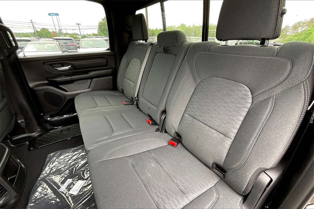 2025 Ram 1500 Tradesman - Photo 15