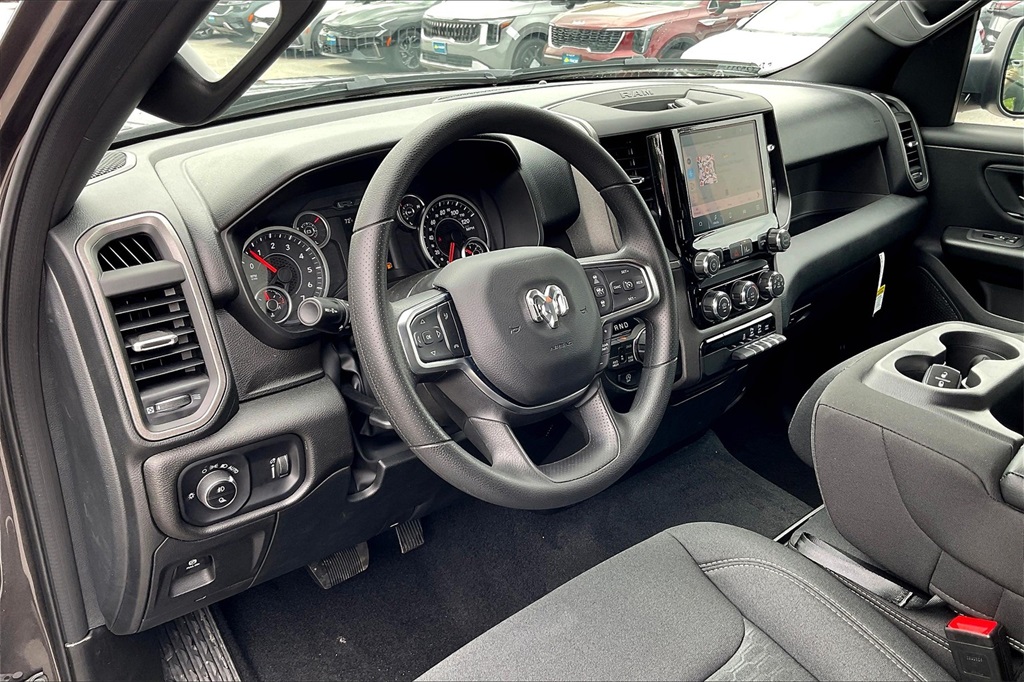 2025 Ram 1500 Tradesman - Photo 9