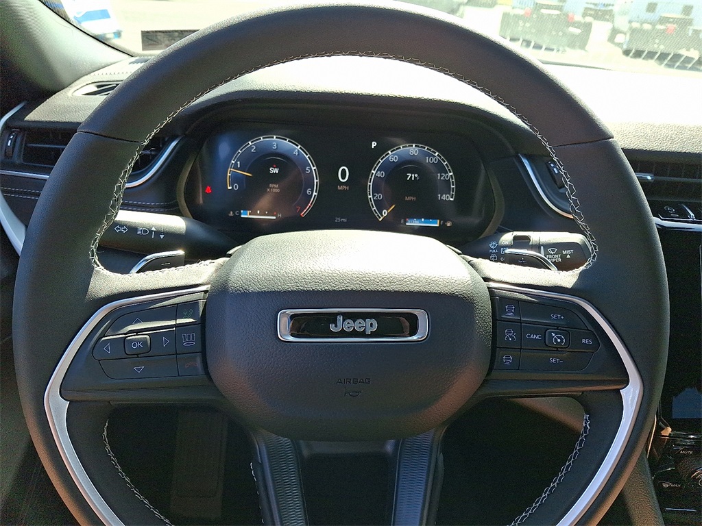 2025 Jeep Grand Cherokee Laredo X - Photo 16