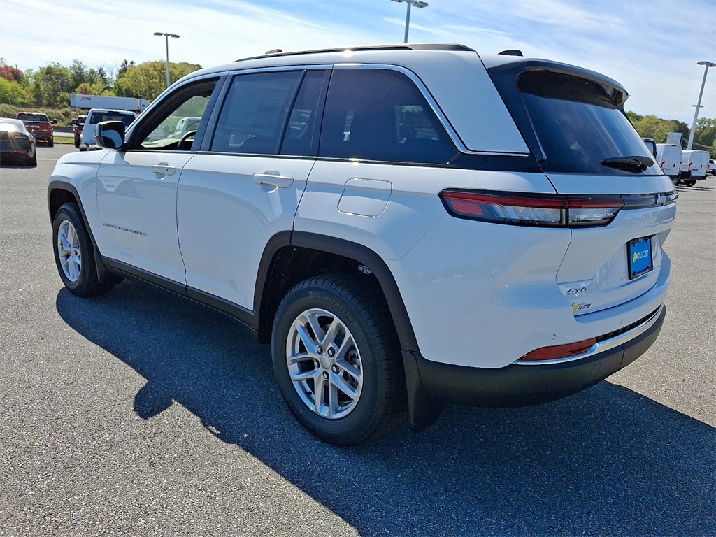 2025 Jeep Grand Cherokee Laredo X - Photo 3