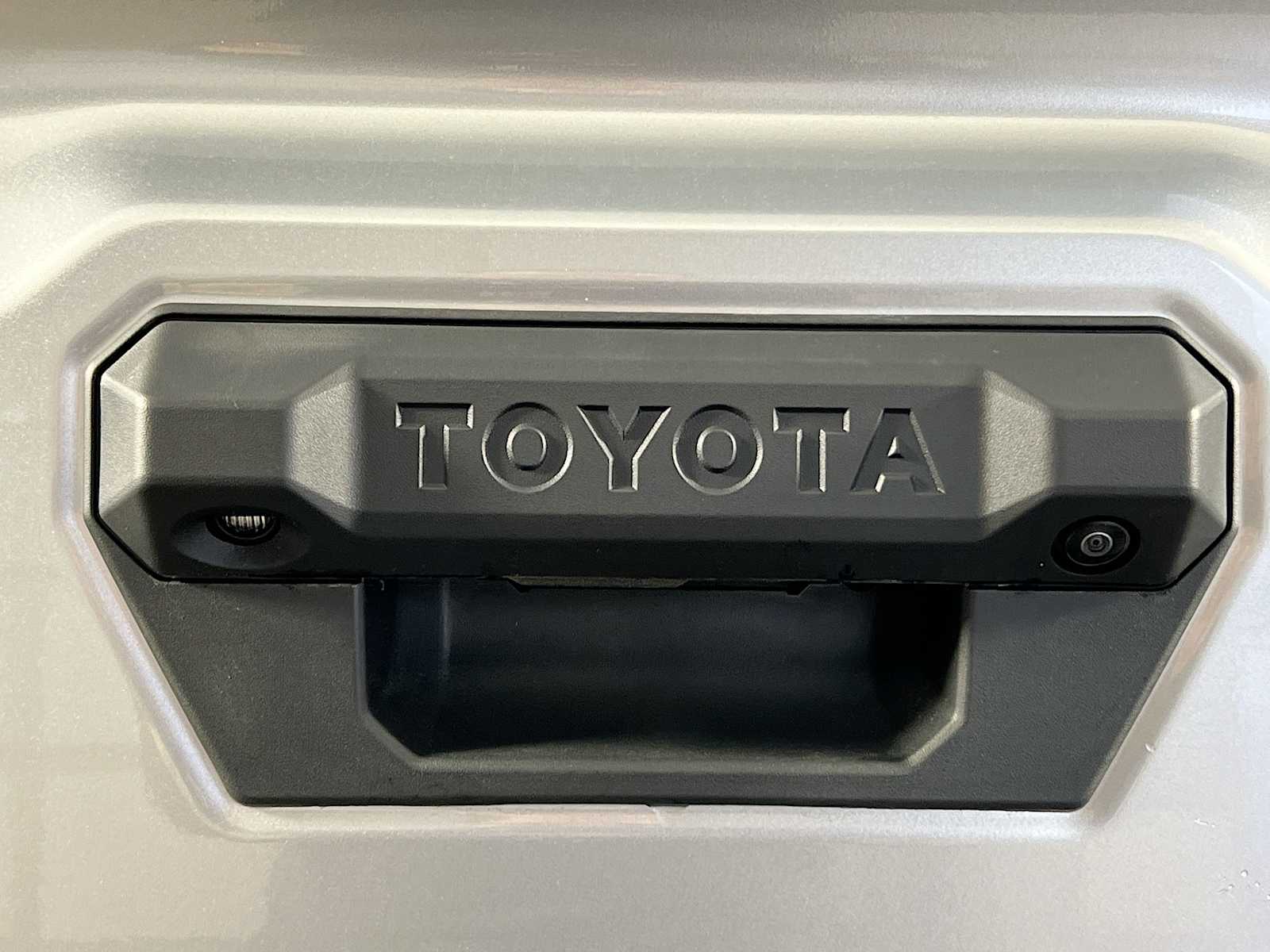 2025 Toyota Tacoma TRD Sport Hybrid - Photo 17