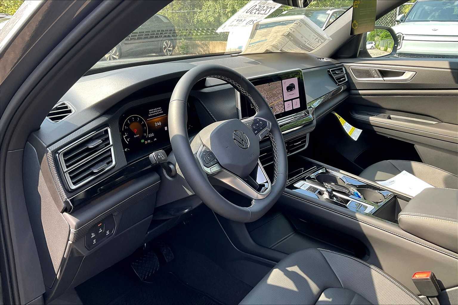 2025 Volkswagen Atlas Cross Sport 2.0T SEL - Photo 9
